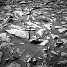 Nasa's Mars rover Curiosity acquired this image using its Right Navigation Camera on Sol 3887, at drive 1150, site number 102