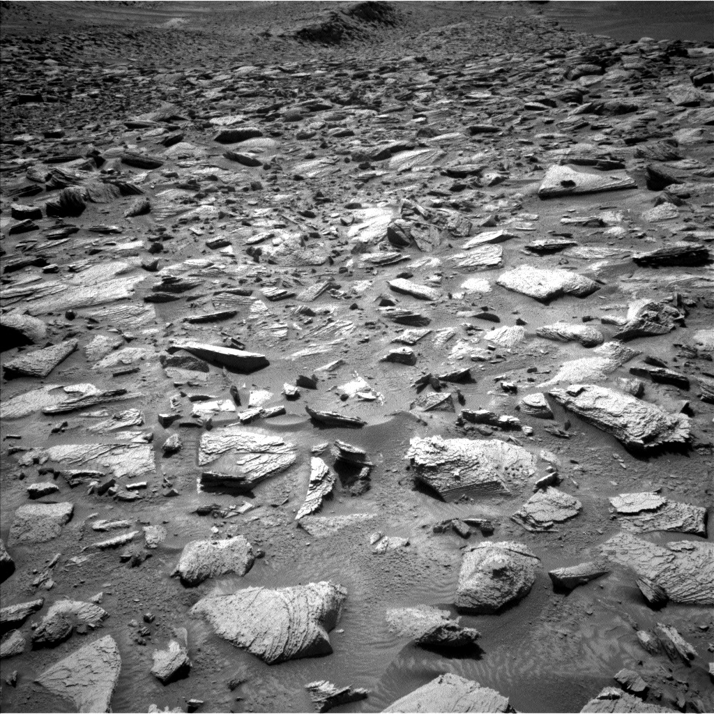 Nasa's Mars rover Curiosity acquired this image using its Left Navigation Camera on Sol 3890, at drive 1402, site number 102