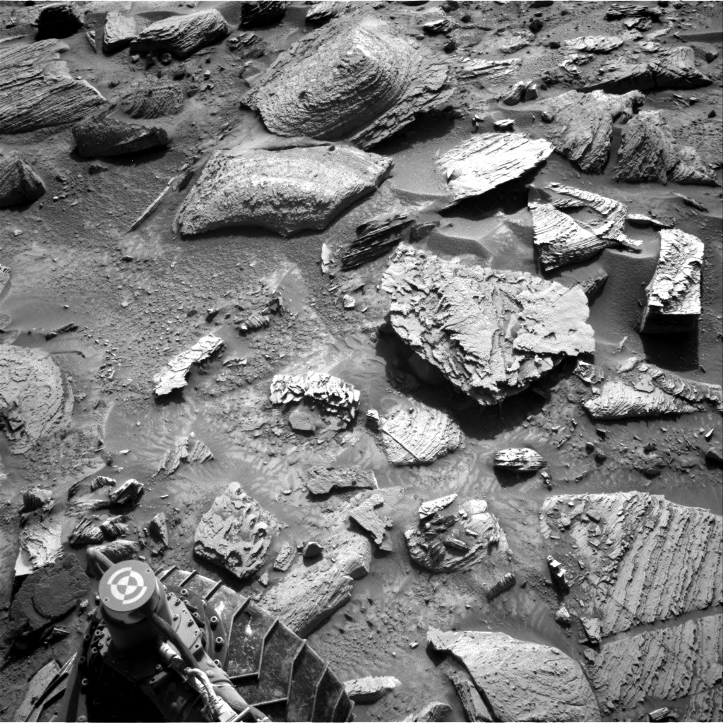 Nasa's Mars rover Curiosity acquired this image using its Right Navigation Camera on Sol 3892, at drive 1684, site number 102