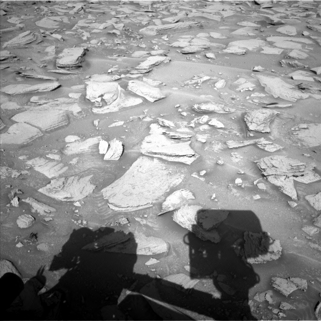 Nasa's Mars rover Curiosity acquired this image using its Left Navigation Camera on Sol 3901, at drive 2656, site number 102