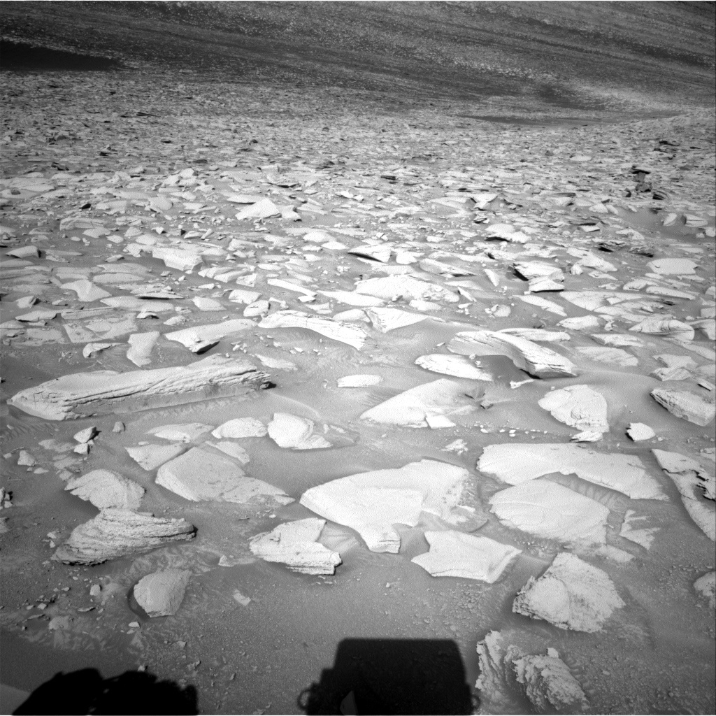 Nasa's Mars rover Curiosity acquired this image using its Right Navigation Camera on Sol 3901, at drive 2686, site number 102