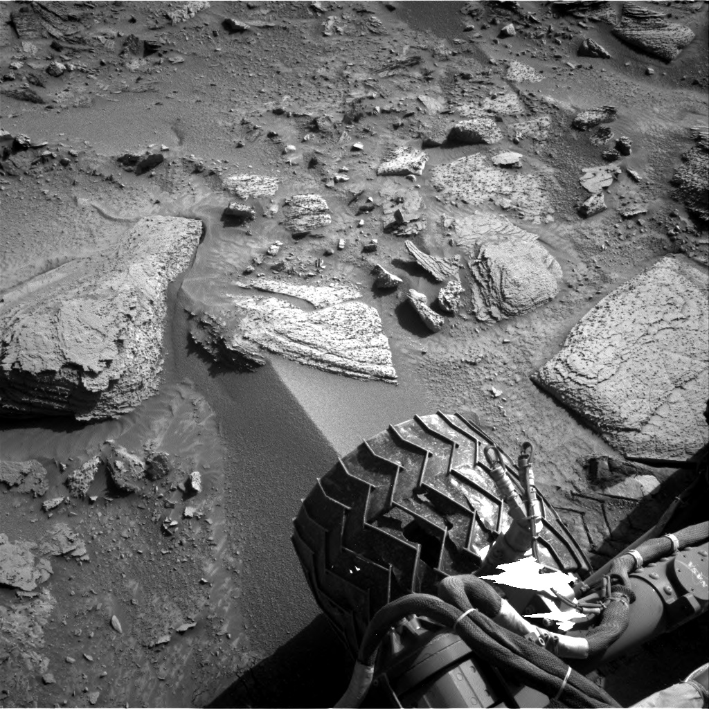Nasa's Mars rover Curiosity acquired this image using its Right Navigation Camera on Sol 3901, at drive 2686, site number 102