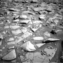 Nasa's Mars rover Curiosity acquired this image using its Left Navigation Camera on Sol 3904, at drive 2782, site number 102