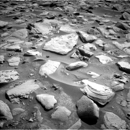 Nasa's Mars rover Curiosity acquired this image using its Left Navigation Camera on Sol 3904, at drive 2842, site number 102