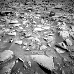 Nasa's Mars rover Curiosity acquired this image using its Left Navigation Camera on Sol 3905, at drive 3130, site number 102