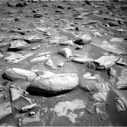Nasa's Mars rover Curiosity acquired this image using its Right Navigation Camera on Sol 3910, at drive 316, site number 103