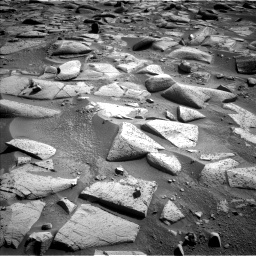 Nasa's Mars rover Curiosity acquired this image using its Left Navigation Camera on Sol 3914, at drive 922, site number 103