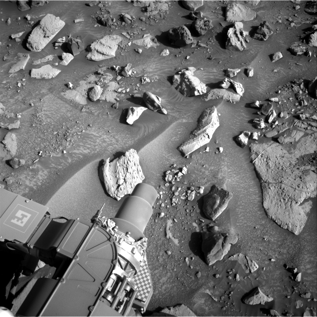 Nasa's Mars rover Curiosity acquired this image using its Right Navigation Camera on Sol 3917, at drive 1234, site number 103