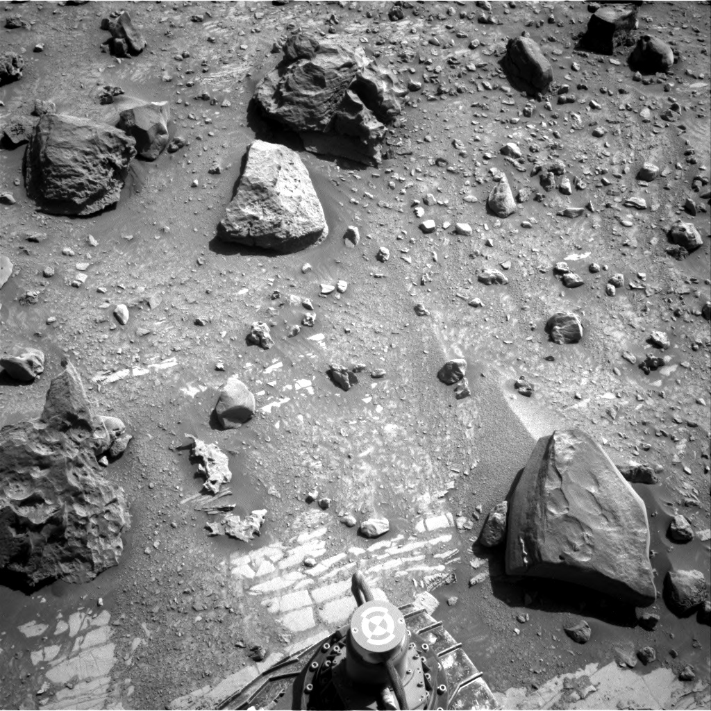 Nasa's Mars rover Curiosity acquired this image using its Right Navigation Camera on Sol 3924, at drive 1598, site number 103