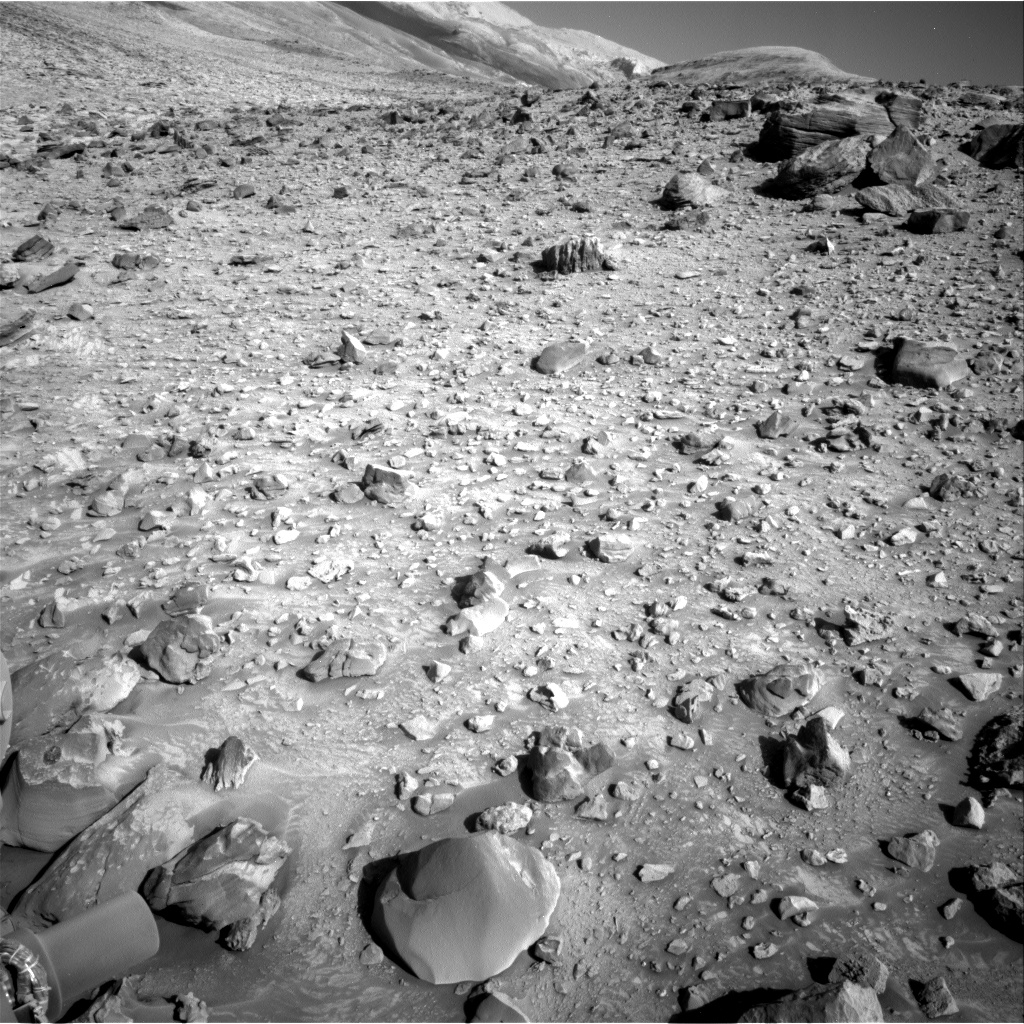Nasa's Mars rover Curiosity acquired this image using its Right Navigation Camera on Sol 3928, at drive 1742, site number 103