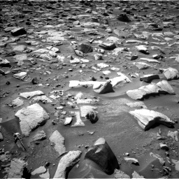 Nasa's Mars rover Curiosity acquired this image using its Left Navigation Camera on Sol 3931, at drive 1940, site number 103
