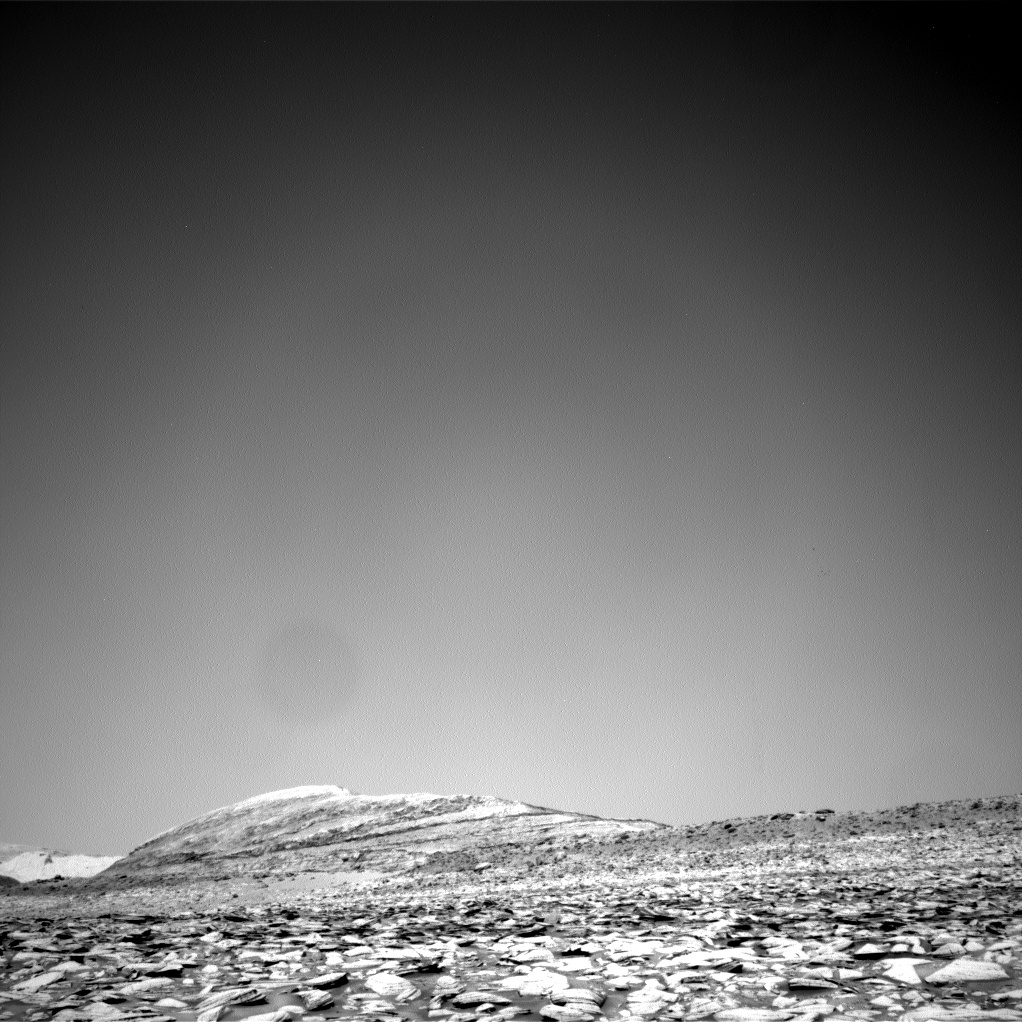 Nasa's Mars rover Curiosity acquired this image using its Right Navigation Camera on Sol 3949, at drive 652, site number 104
