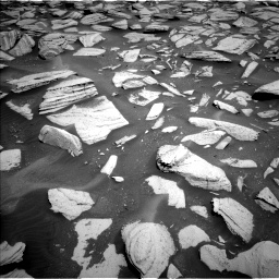 Nasa's Mars rover Curiosity acquired this image using its Left Navigation Camera on Sol 3951, at drive 790, site number 104