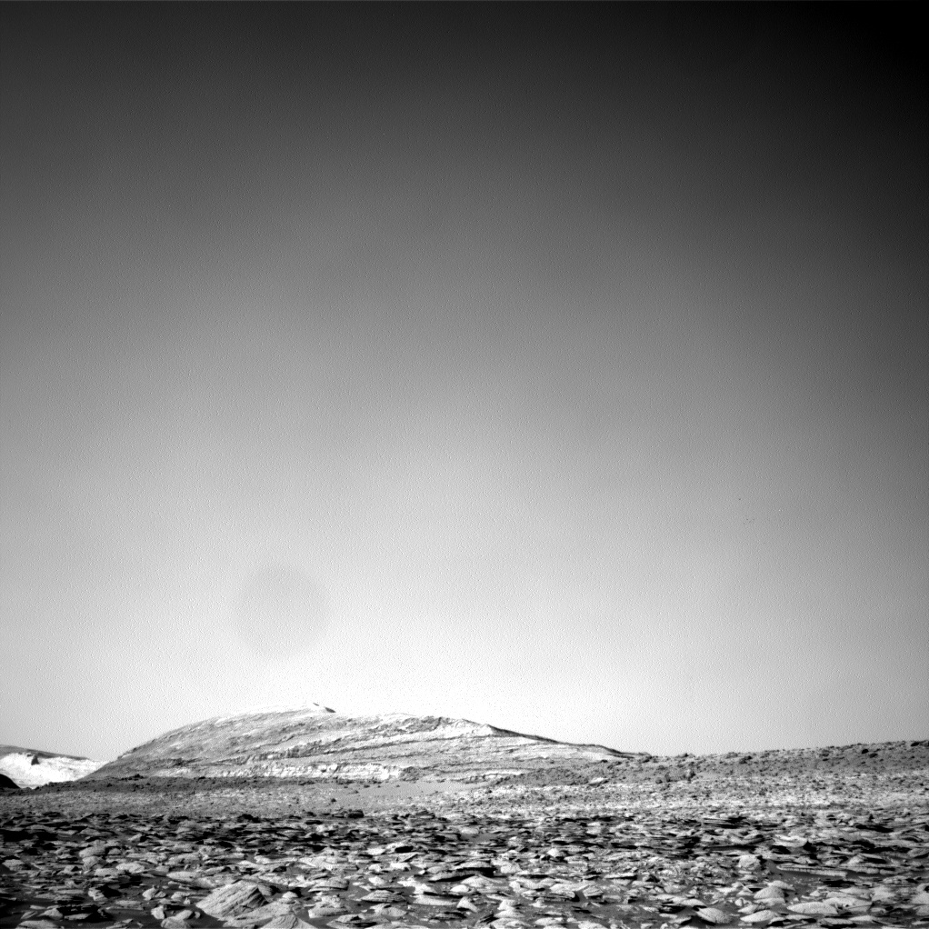Nasa's Mars rover Curiosity acquired this image using its Right Navigation Camera on Sol 3953, at drive 856, site number 104