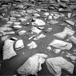 Nasa's Mars rover Curiosity acquired this image using its Left Navigation Camera on Sol 3958, at drive 1024, site number 104