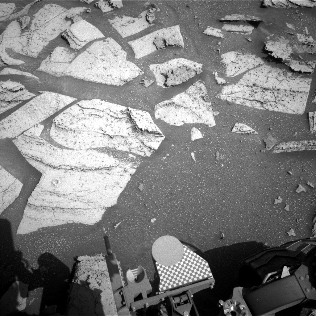 Nasa's Mars rover Curiosity acquired this image using its Left Navigation Camera on Sol 4022, at drive 418, site number 105