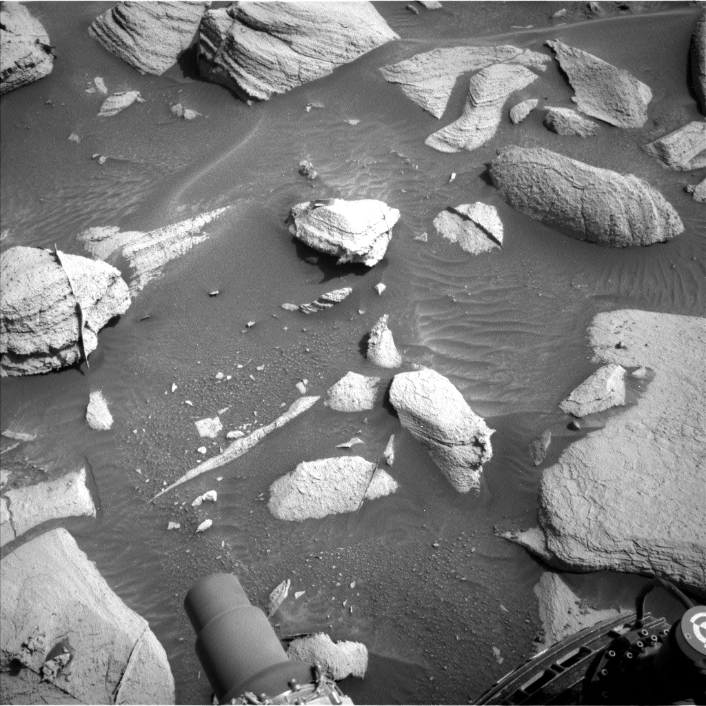 Nasa's Mars rover Curiosity acquired this image using its Left Navigation Camera on Sol 4064, at drive 1414, site number 105