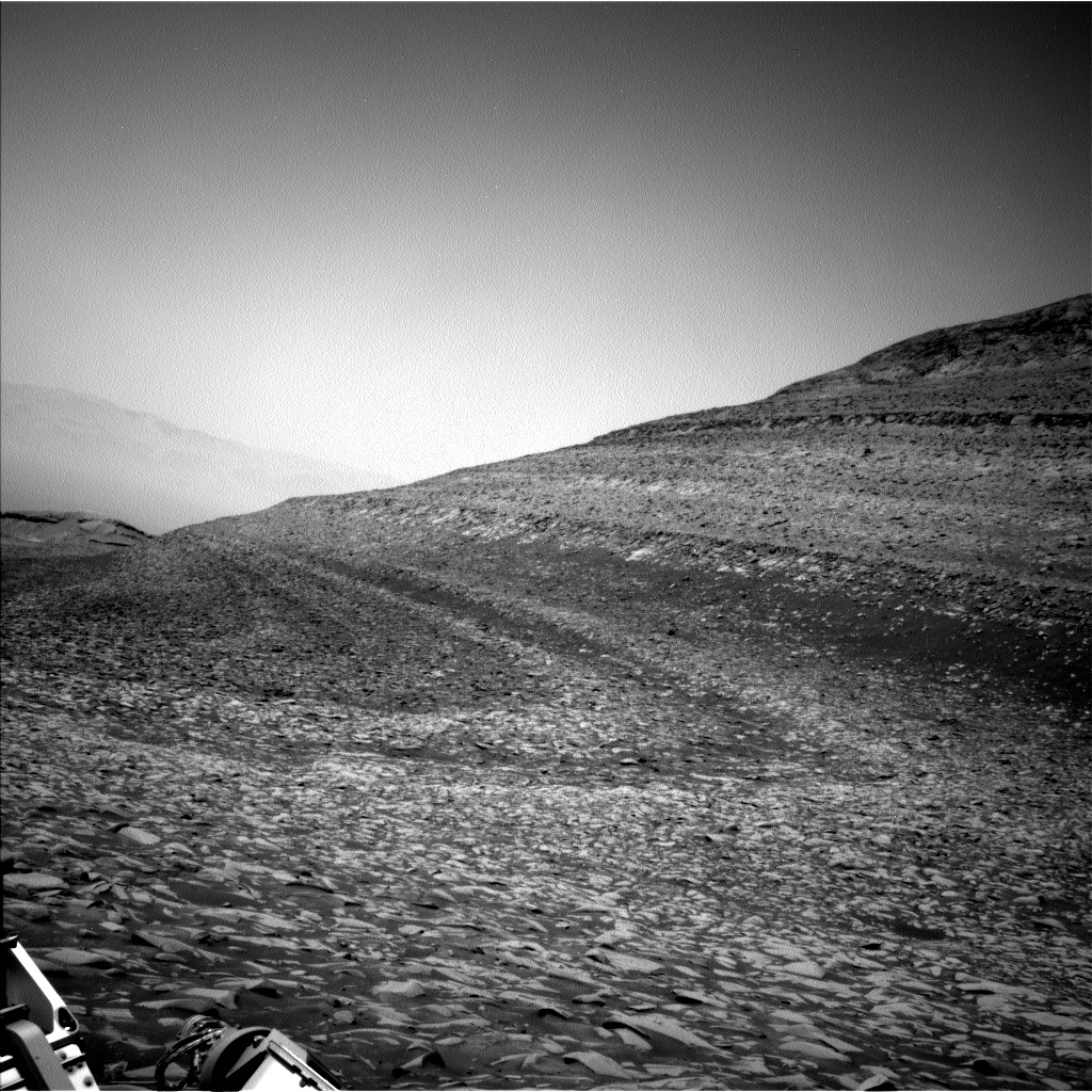 Nasa's Mars rover Curiosity acquired this image using its Left Navigation Camera on Sol 4084, at drive 2924, site number 105