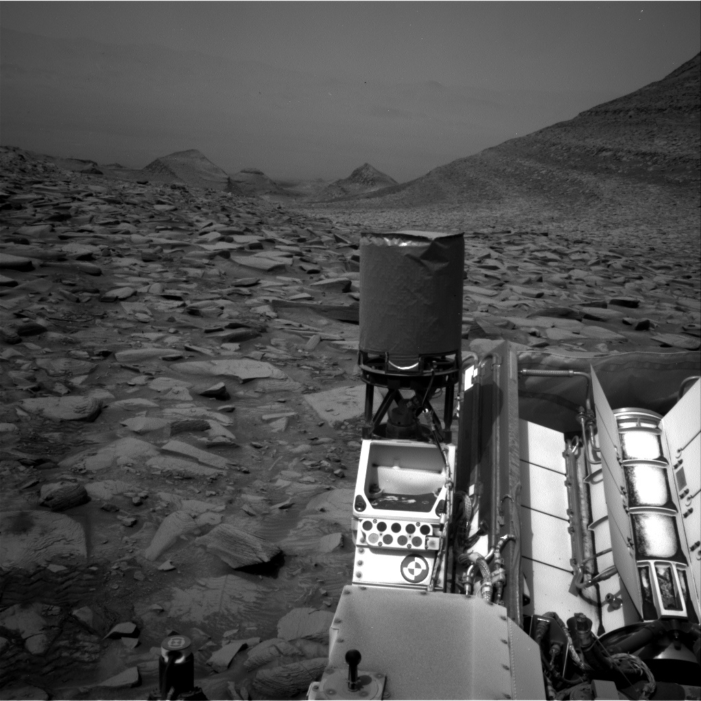 Sol 4190: Right Navigation Camera – NASA Mars Exploration