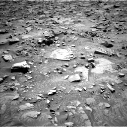 Nasa's Mars rover Curiosity acquired this image using its Left Navigation Camera on Sol 4450, at drive 600, site number 113