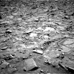Nasa's Mars rover Curiosity acquired this image using its Left Navigation Camera on Sol 4450, at drive 870, site number 113
