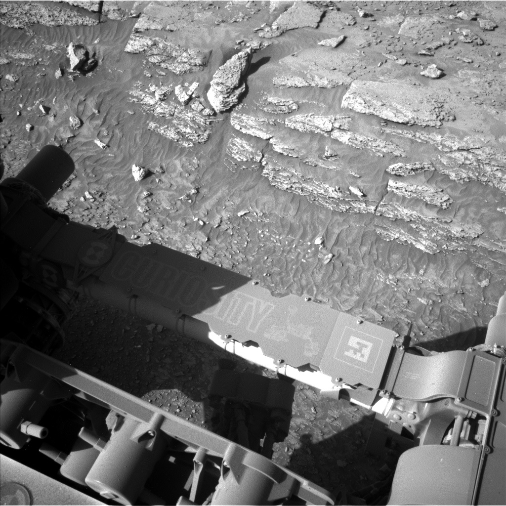 Nasa's Mars rover Curiosity acquired this image using its Left Navigation Camera on Sol 4621, at drive 372, site number 118
