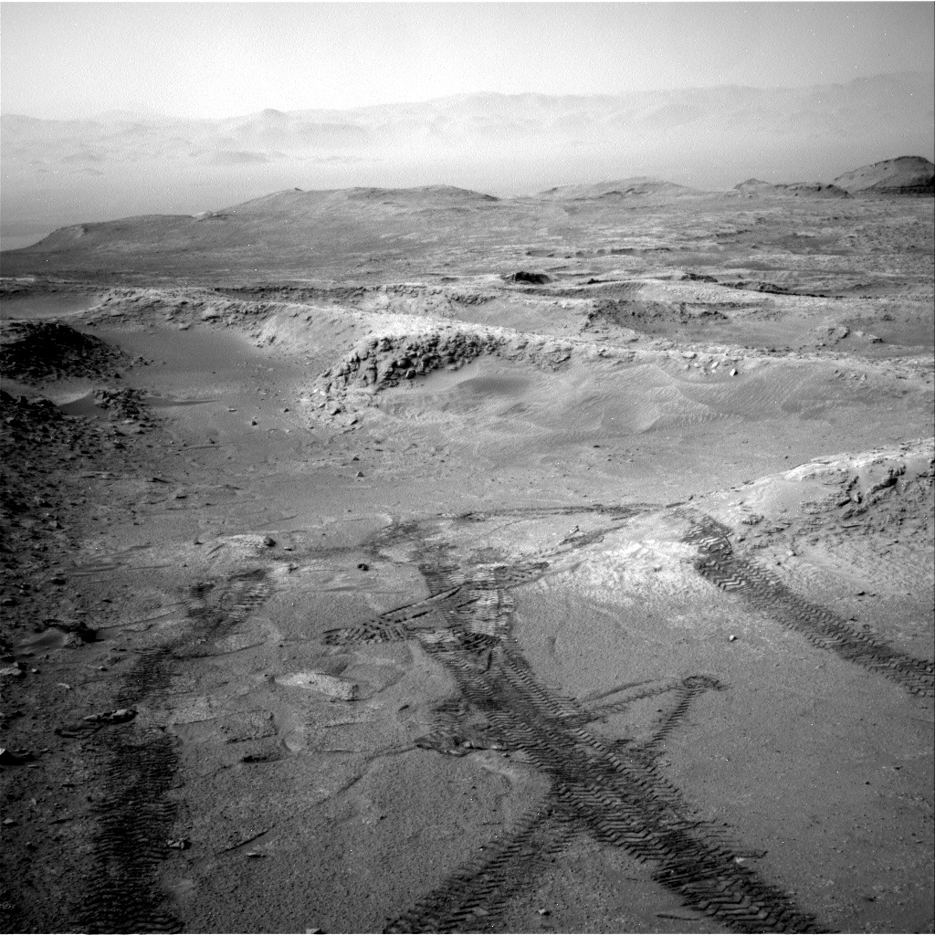 Sol 4709: Right Navigation Camera