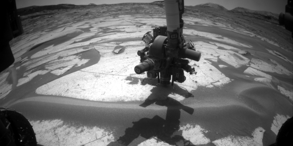 https://mars.nasa.gov/msl-raw-images/proj/msl/redops/ods/surface/sol/05024/opgs/edr/fcam/FLB_843494992EDR_S1250558FHAZ00222M_.JPG