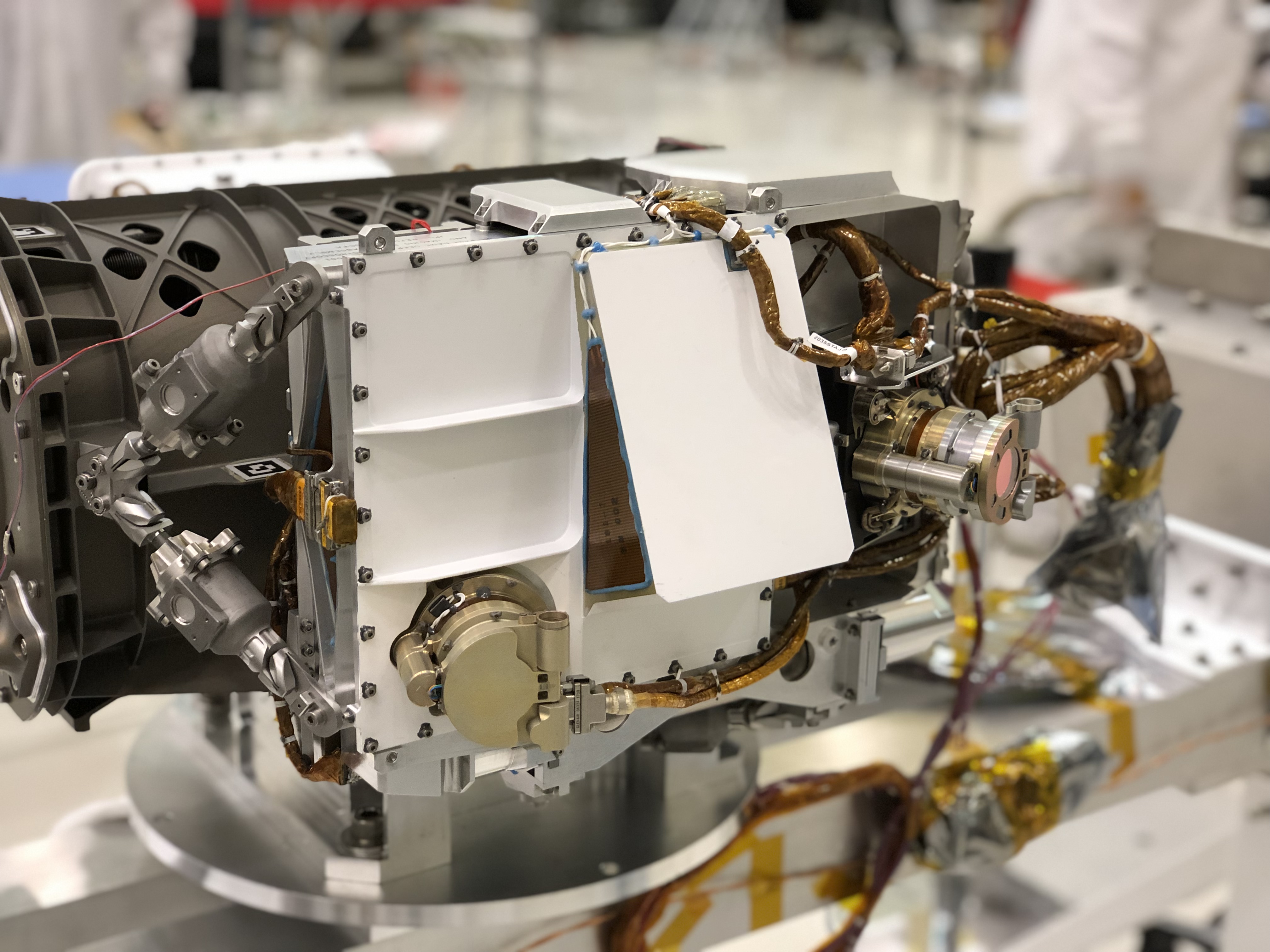 Close-up of NASA's Mars 2020 Rover's SHERLOC Instrument – NASA Mars ...