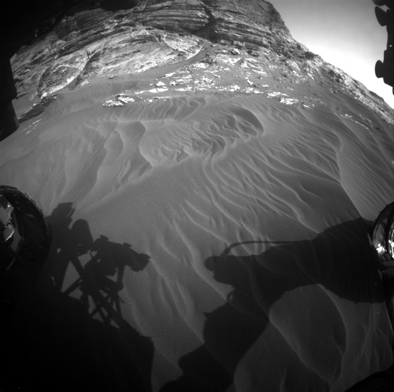 A sandy stop near “Mont Mercou” – NASA’s Mars Exploration Program