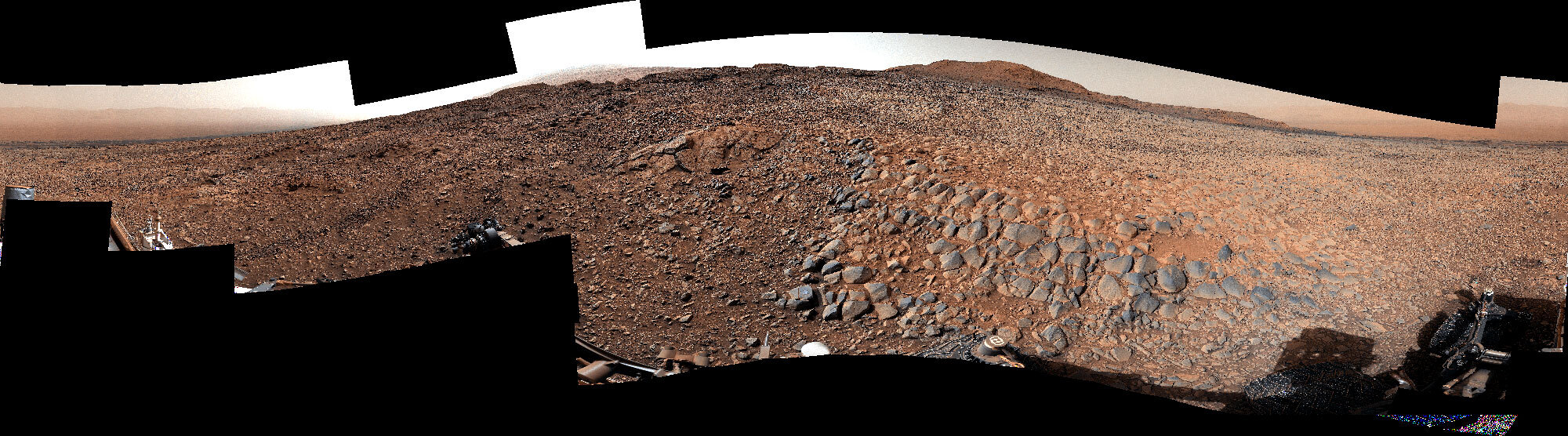Curiosity's 360-Degree Panorama of 'Gator-Back' Rocks on 'Greenheugh'