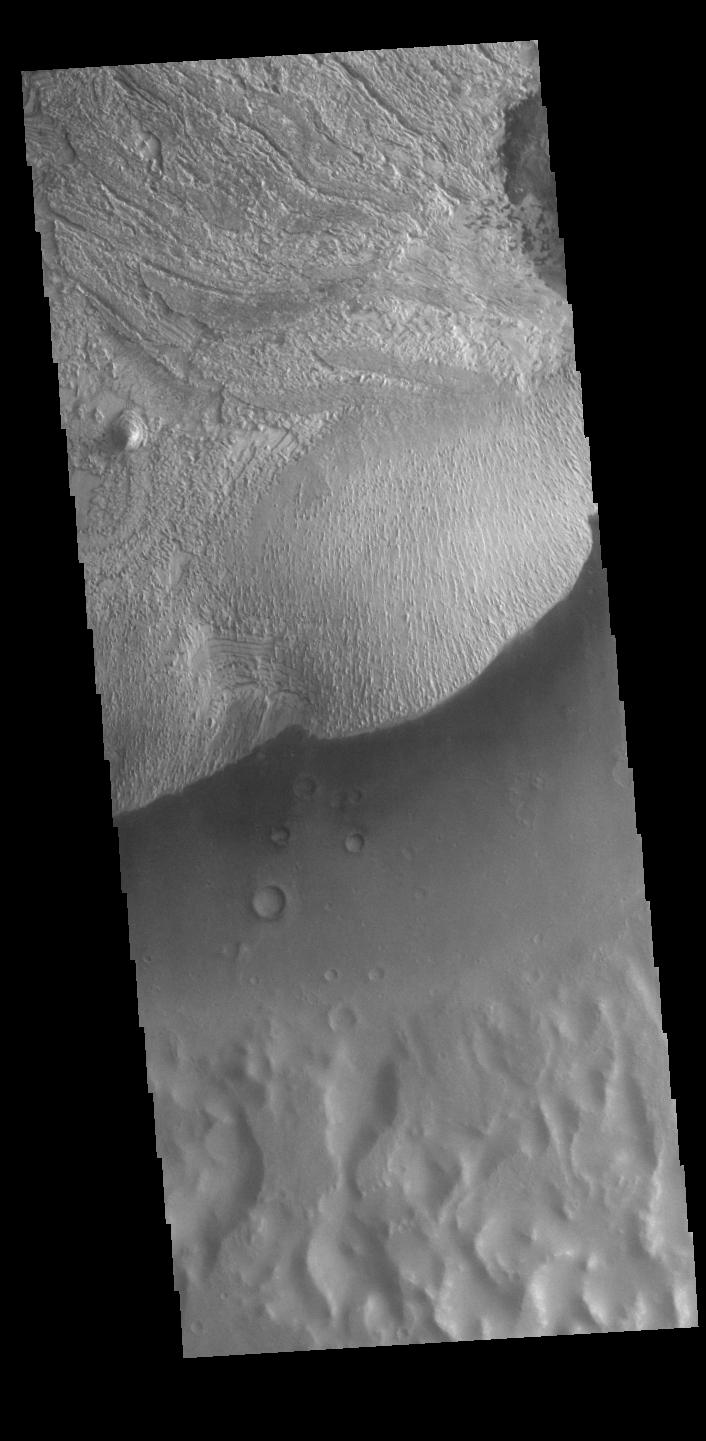 Becquerel Crater – NASA's Mars Exploration Program - Vimarsana News