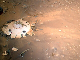 View image for Rover Landing Gear Seen From the Air by Mars Helicopter