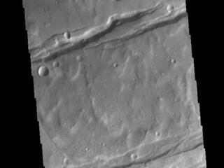 View image for Sirenum Fossae
